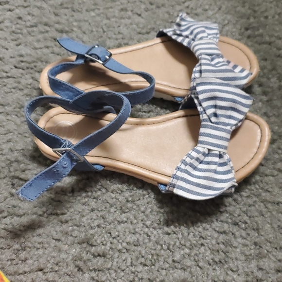 Shoes - Picture 2 of 2